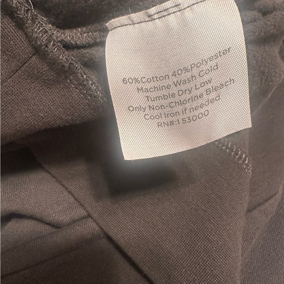 Ivory Ella Cropped Hoodie With Metallic Stars On Sleeves Size Medium - Picture 8 of 8